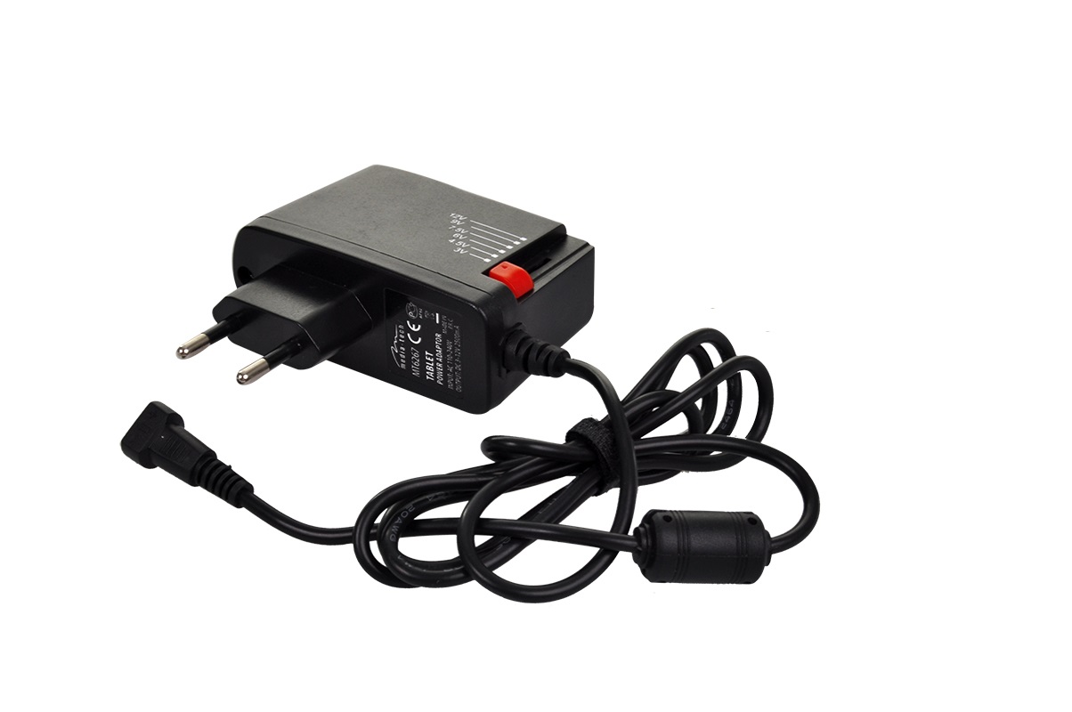 Solight universaalne toiteadapter 1500mA, stabiliseeritud, vahetatavate pistikutega