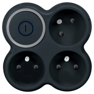 Solight pikendusjuhe, 3x15A, must, sisse/välja lülitiga