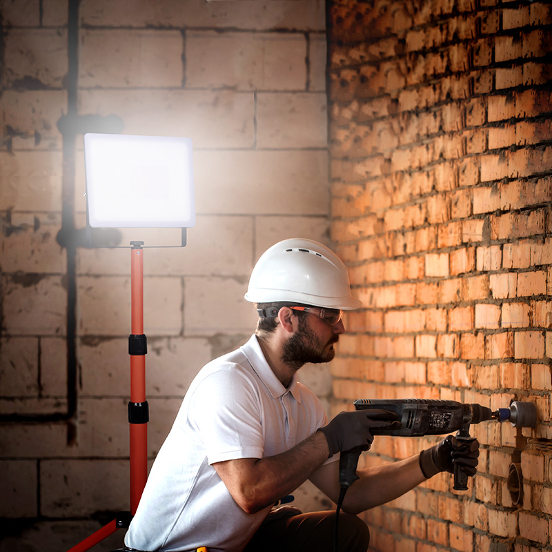 Solight LED-punktvalgusti kõrge jalaga, 100W, 9000lm, 4000K, pistikuga kaabel, IP65 - Image 3